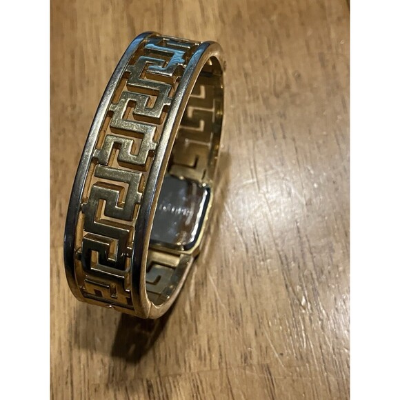 LDA DPR Watch Greek Key bracelet Hinge Clamp Gold Tone, New Battery, Works - Picture 3 of 6